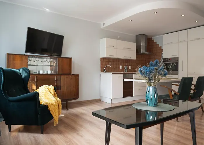 Apartament 2 Bed Flat - Sleeps 4 - Parking - Wifi Szczecin